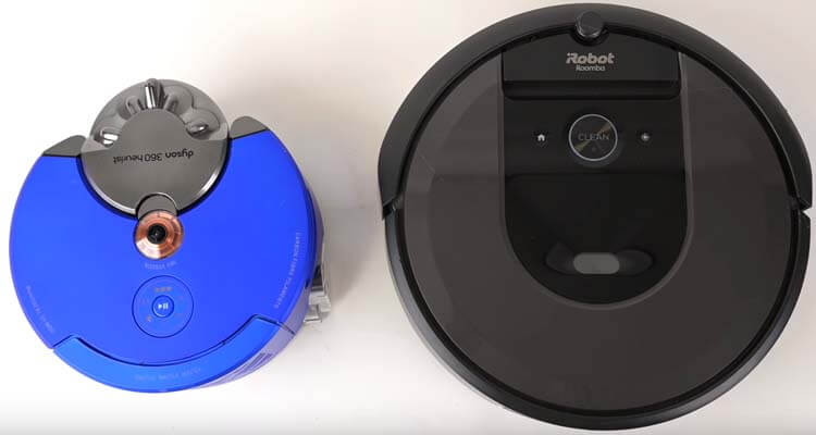 Dyson 360 Heurist versus Roomba i7 van bovenaf