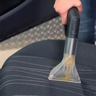 Cleaning the car seat
