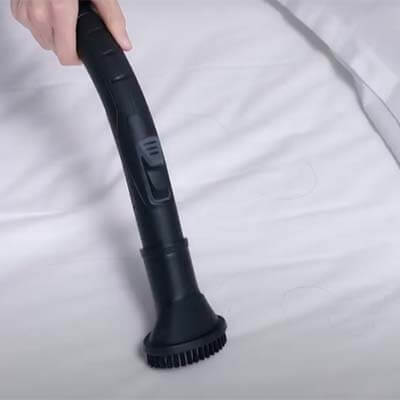 cleaning a bed