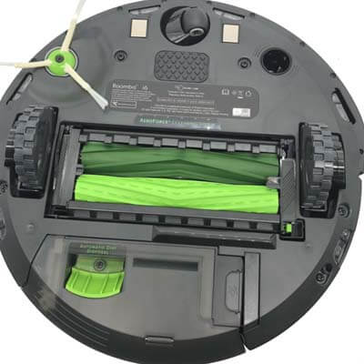 Roomba i6 from below